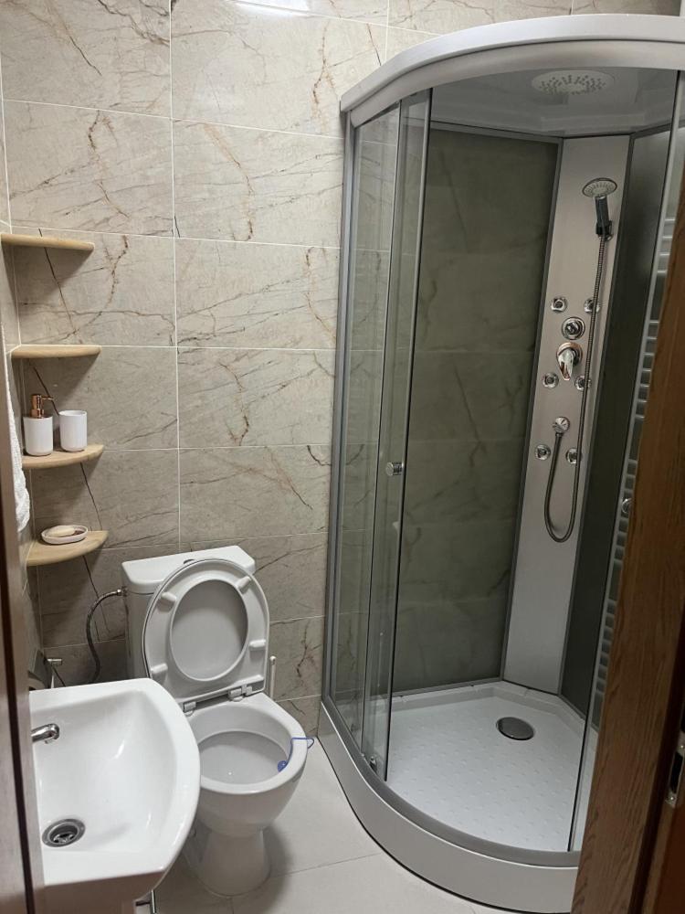 לינה וארוחת בוקר זנוימו Vt6 House & Restaurant מראה חיצוני תמונה