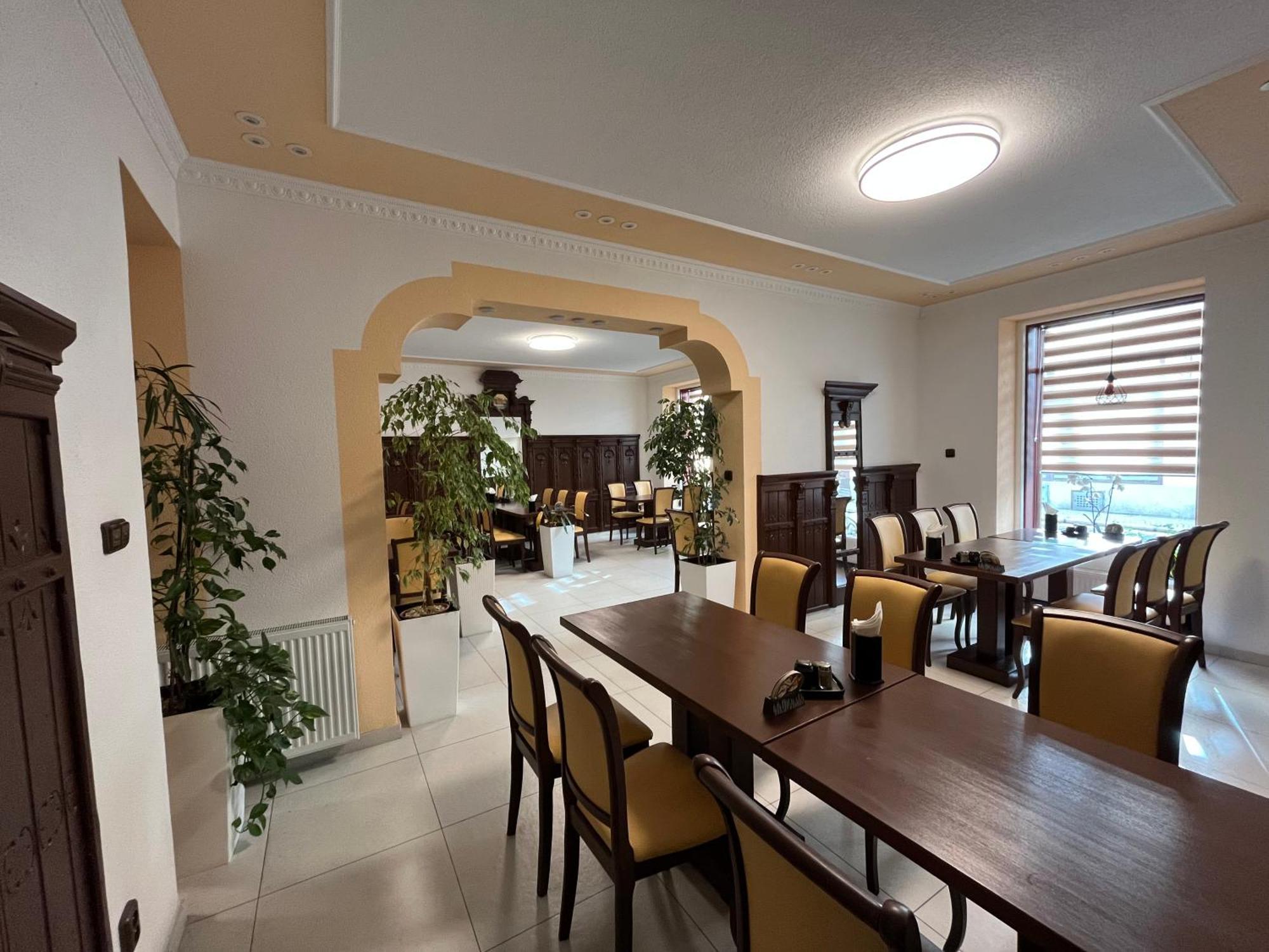 לינה וארוחת בוקר זנוימו Vt6 House & Restaurant מראה חיצוני תמונה
